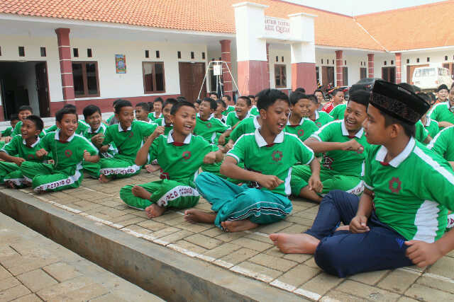 SENAM  SANTRI DAARUL QUR’AN LAMPUNG