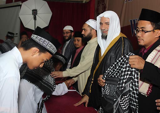 SELAMAT DAN SUKSES WISUDAWAN TAHFIDZ 30 JUZ PESANTREN TAHFIDZ DAARUL QUR’AN KETAPANG