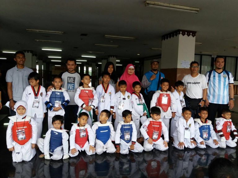 Santri SD Daarul Qur’an Sabet Emas Dalam Kejuaraan Taekwondo Tingkat Jabotabek