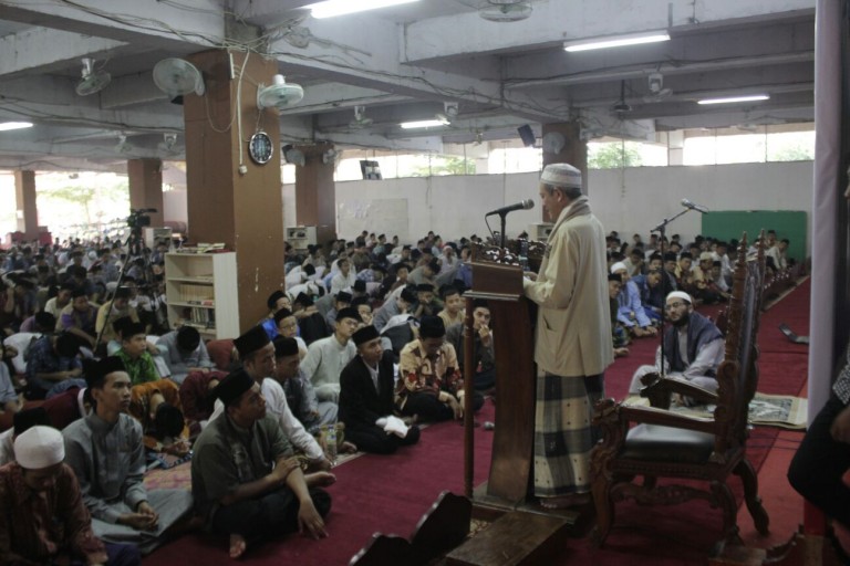 Ribuan Jamaah Ikuti Shalat Gerhana Matahari di Masjid An-Nabawi Daarul Qur’an