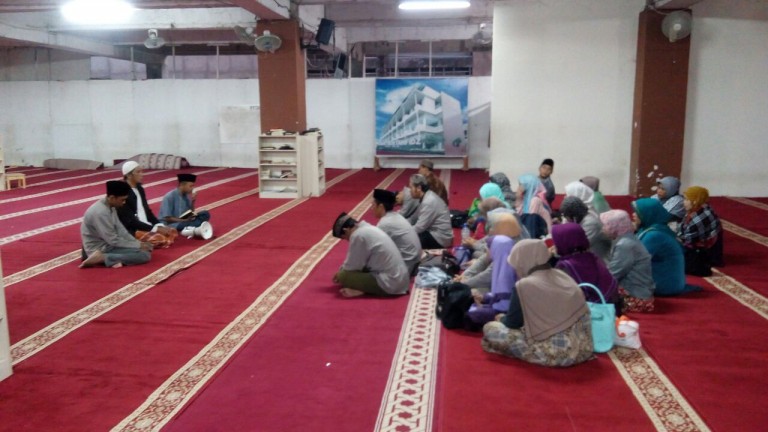 Kunjungi Daarul Quran, Rombongan Guru Agama Islam Ini Curhat