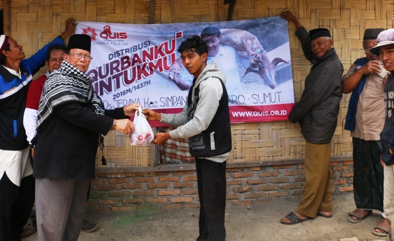 Ketua MUI Karo Pimpin Qurban Daarul Quran di Sinabung