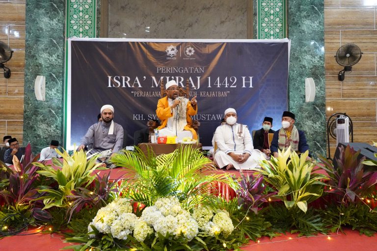 Rayakan Isra Mikraj, Santri Pesantren Daqu dapat Wejangan dari KH Ahmad Syafi’i Al-Mustawa