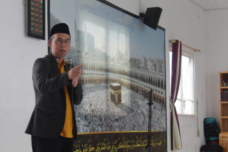 Awali Cerita Suksesmu dari Pesantren