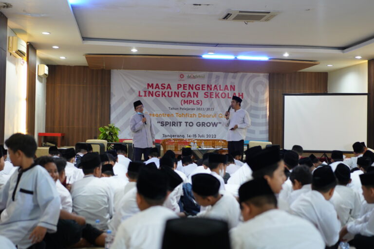 MPLS Hari Ke-3: Mari Kenali Budaya Pesantren