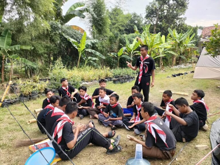 Serunya Pramuka di Daqu Al-Jannah Cariu, Dari Hiking Hingga Meriahnya Beragam Lomba