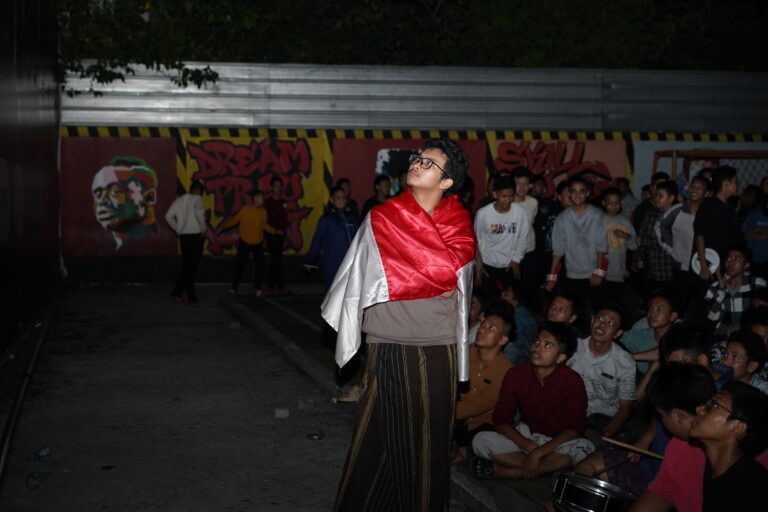 Begini Meriahnya Nobar Final Sepakbola SEA Games 2023 Santri Pesantren Daqu Tangerang